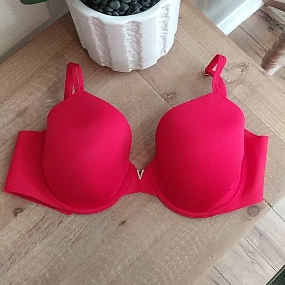 Victoria's Secret Red Ligthly Lined Full Coverage Bra. Size 36DD - Picture 11 of 17